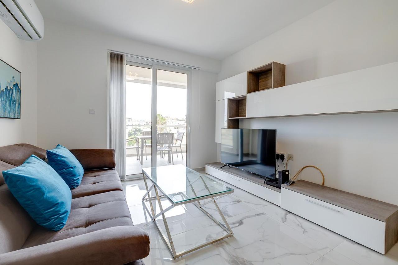 Deluxe 2Br Apartment In Central St Julians Saint Julian's Luaran gambar